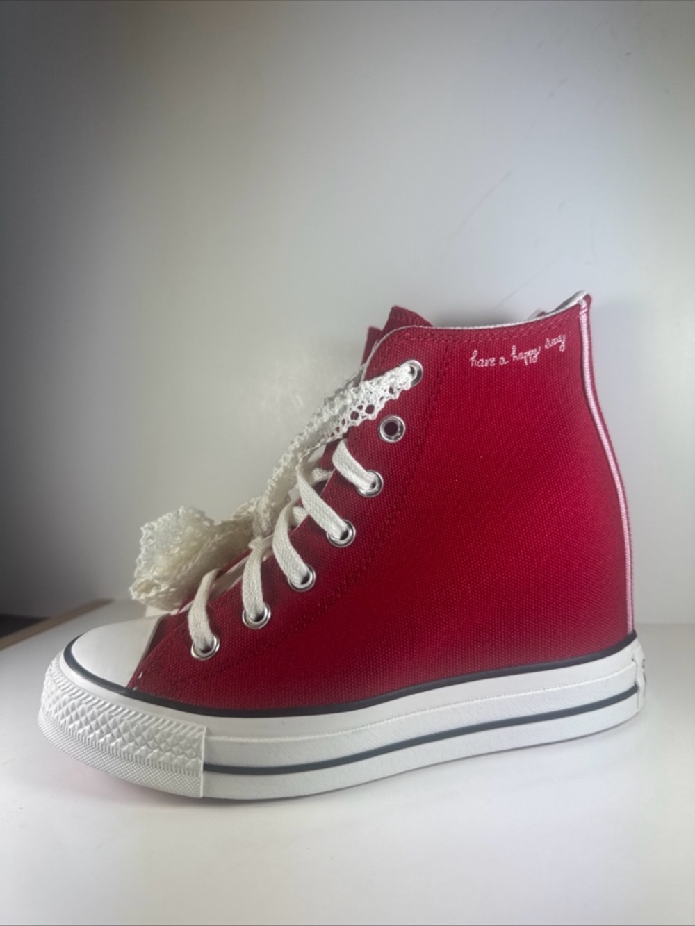 Converse Chuck Taylor All Star Wedge Sneakers Dark Red Women’s Size 6.5
